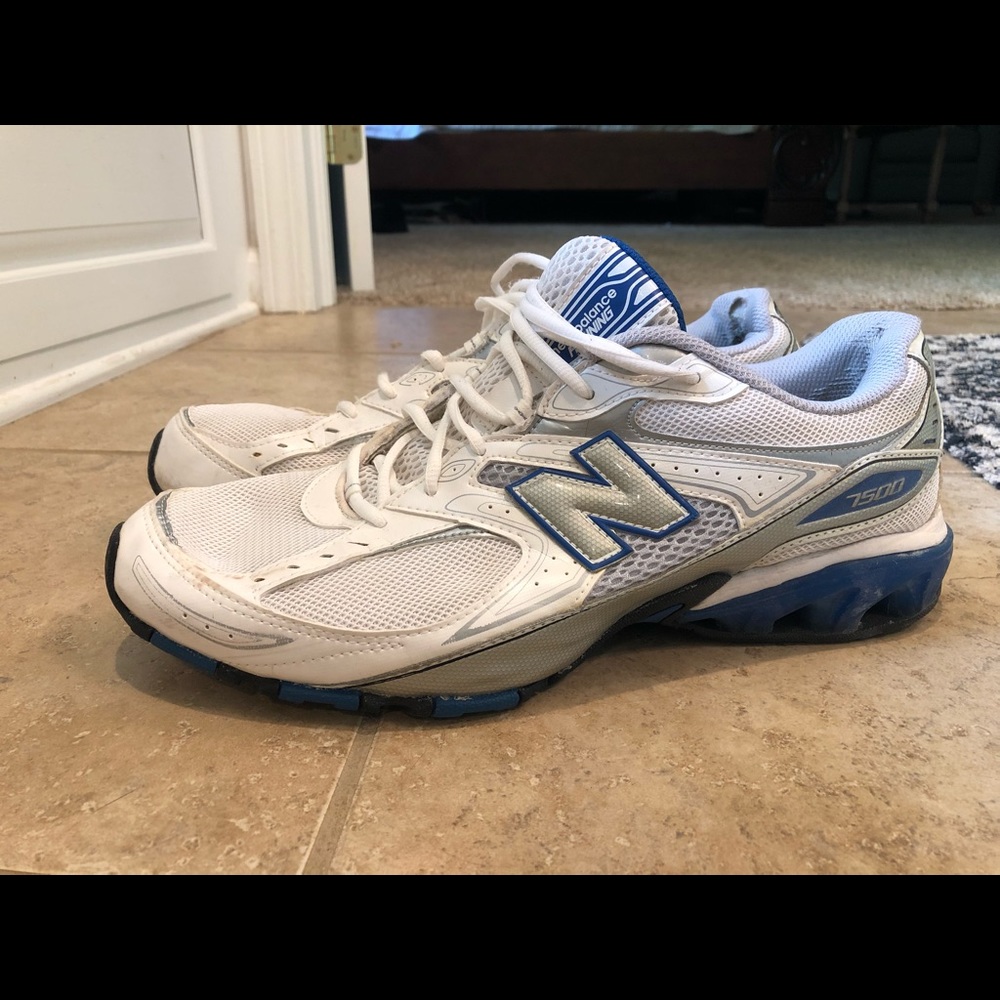 New balance 7500 pulse running shoes